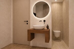 Luxury-Doppelzimmer, Balkon, Stadtblick | Badezimmer