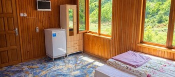 Kapuzbasi Uçar Pansiyon