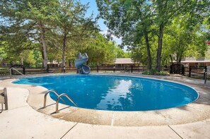 Pool - Lakefront Sleeps 28 • 4 Units • Pool, Game Room • Perfect for Large Groups (Branson West)