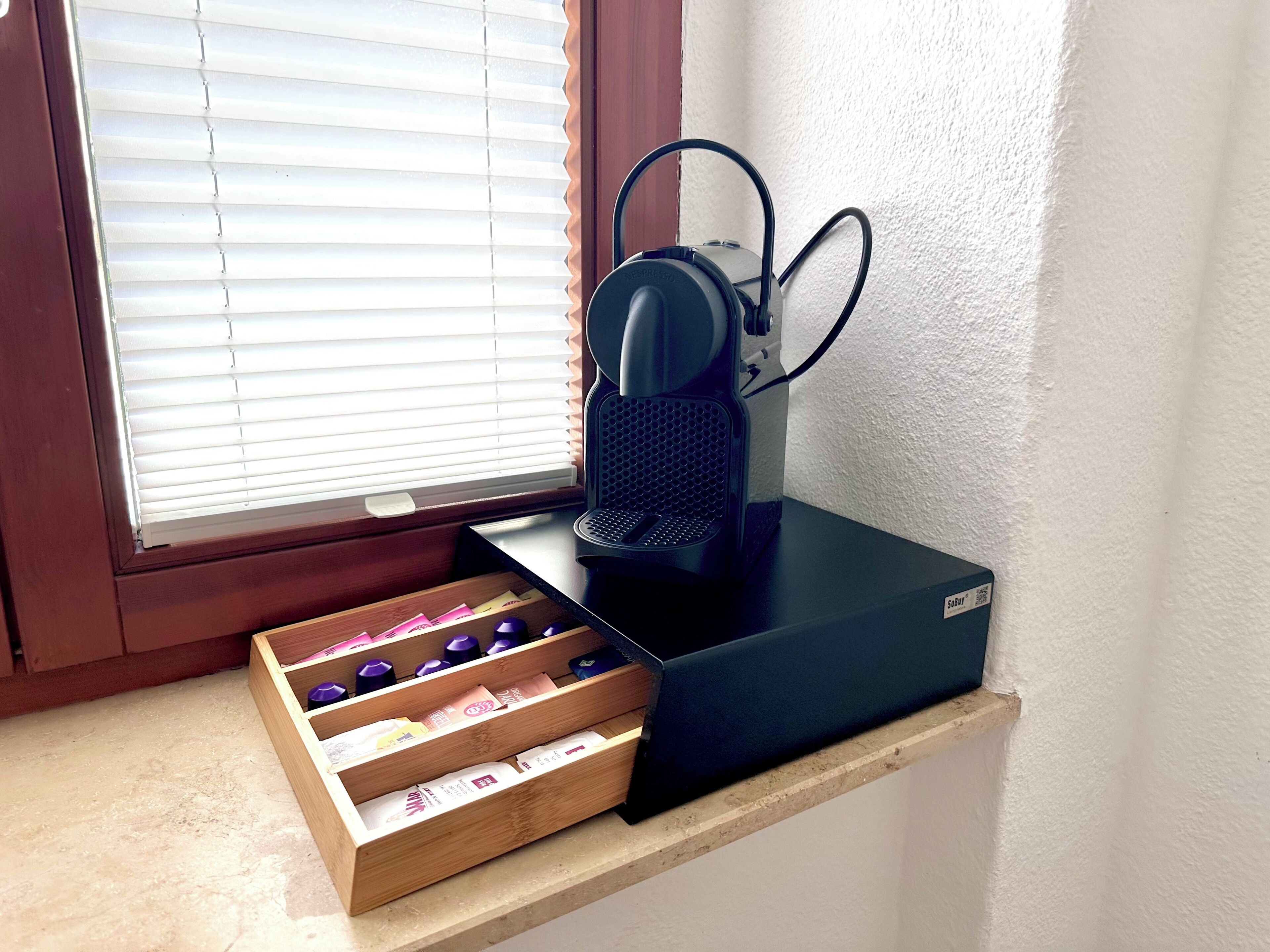 咖啡和/或咖  啡機