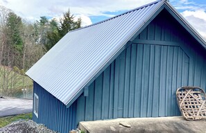 Exterior - Private Barn Stay w/ Lake Access – QuietStay, No TV/Internet (Saluda)