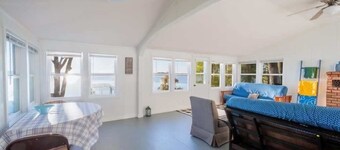 The Hideaway on Detroit Lake