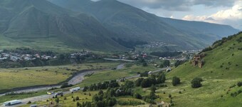 Gagma Chalets Kazbegi – Scenic Mountain Escape with Cozy Comforts
