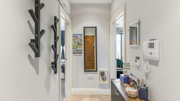 Interior - Sleek Modern 1BDR Steps from Northfields Station (Greater London)