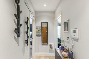 Interior - Sleek Modern 1BDR Steps from Northfields Station (Greater London)