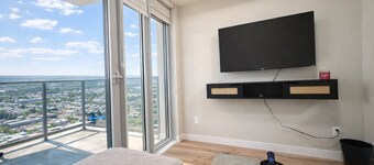 Home In The Clouds | Downtown Retreat | Gym