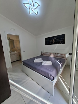 2 Schlafzimmer, Bügeleisen/Bügelbrett, Reisekinderbett, kostenloses WLAN