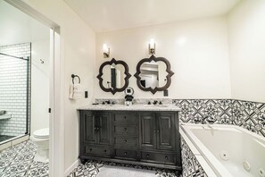 Bathroom - Stylish Creekside Hideaway- Black and White Suite w/ Jacuzzi Tub & Wood Fire (Sedona)