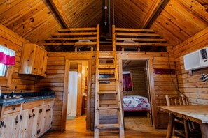 Basic Cabin, Pets allowed, Lake View