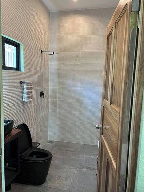 House, 3 Bedrooms, Balcony | Bathroom - Modern 3-bedroom House With Pool Access in Playa Grande (Cabo Velas)