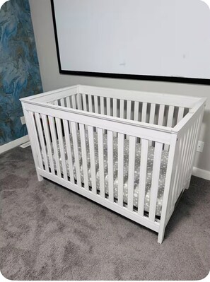 Interior - Beautiful Spacious Family Home Near YYC Airport (Calgary)