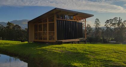 Charming 1-bedroom cabin with direct view of Cayambe volcano
