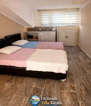 4 bedrooms, iron/ironing board, WiFi
