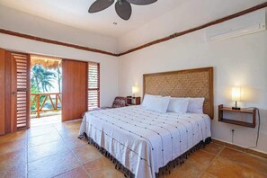 Iron/ironing board, Internet - Beachfront House with Private Pool in Tulum (Tulum)