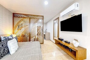 Iron/ironing board, WiFi, bed sheets - Perfect Place 211 | Studio, Rooftop Pool & Gym (Playa del Carmen)