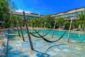 Pool - Luxury Playa Condo: Pool, Gym & Beach (Playa del Carmen)