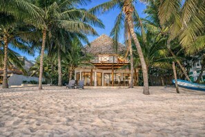 Exterior - Beachfront home private pool, jacuzzi, sauna (Tulum)