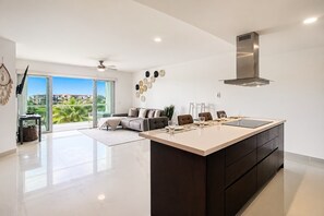 Interior - Beachfront 2BR Condo, Resort Pool, Gym & Beach (Playa del Carmen)