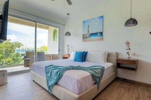2 bedrooms, iron/ironing board, WiFi, bed sheets - Playacar 2BR | Balcony, Pool & Beach Access (Playa del Carmen)