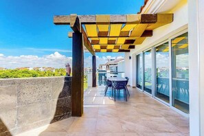 Outdoor dining - Golden Palms @ Mareazul 436 Norte | Apartment in Playa del Carmen (Playa del Carmen)