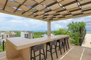 Terrace/patio - Playa Studio | Rooftop Pool & Balcony (Playa del Carmen)