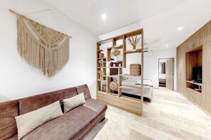 Iron/ironing board, WiFi, bed sheets - Studio with Rooftop Pool | Playa del Carmen (Playa del Carmen)