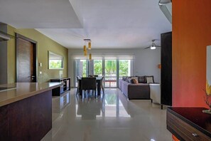 TV - Beachfront 3BR Condo, Resort Pool | Playa (Playa del Carmen)