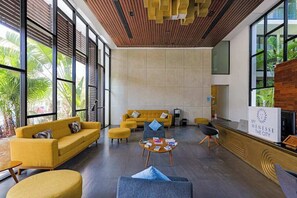 Lobby - Modern Playa Condo - Rooftop Pool - 2BR/2BA (Playa del Carmen)