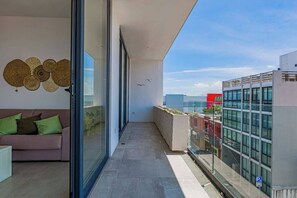 Terrace/patio - Modern Playa Condo - Rooftop Pool - 2BR/2BA (Playa del Carmen)