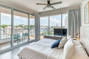 Internet, bed sheets - Playa del Carmen 2BR - Rooftop Pool - City View (Playa del Carmen)