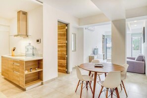 Dining - ICONO Ocean-View Condo | Rooftop Pool, Playa (Playa del Carmen)