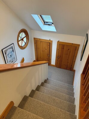 Interior - serene wooded 3-bedroom house West Tisbury deck, screen porch and outdoor shower (West Tisbury)