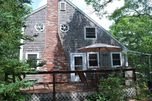 serene wooded 3-bedroom house in peaceful West Tisbury