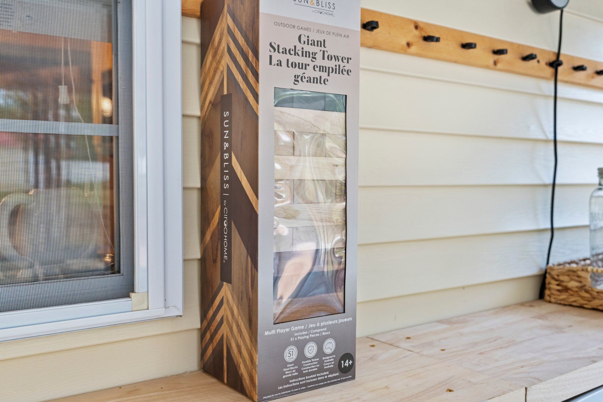 A game box titled 'Giant Stacking Tower' with a clear window in the background.