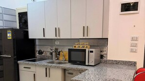 Apartemen, 1 kamar tidur, patio | Interior