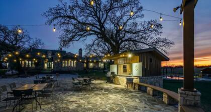 10 Star Ranch · Pool · Lake · Game Room · Sleep 16