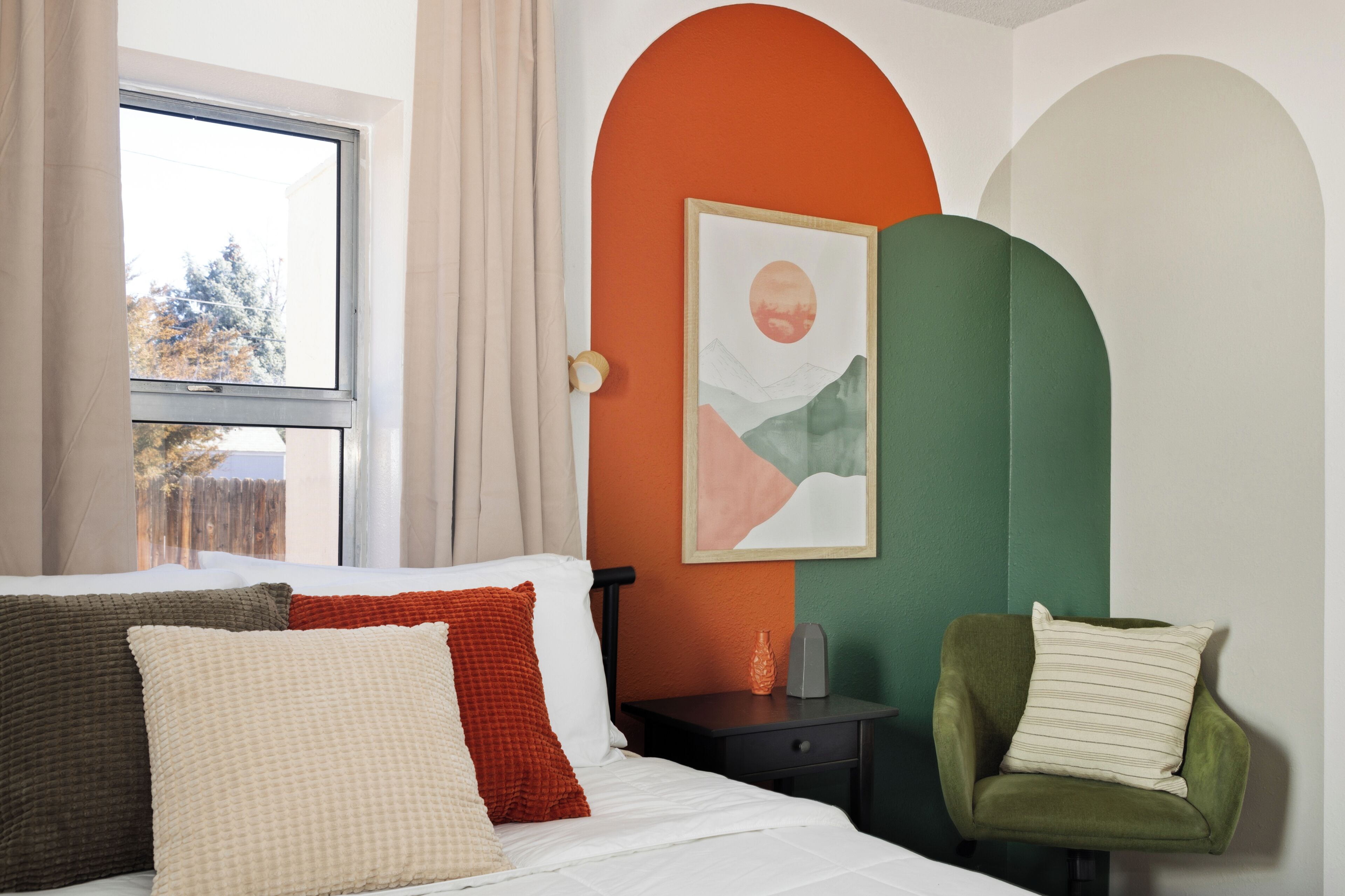 3 slaapkamers, een strijkplank/strijkijzer, gratis wifi, beddengoed
