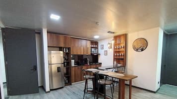 Family Apartment | Dining