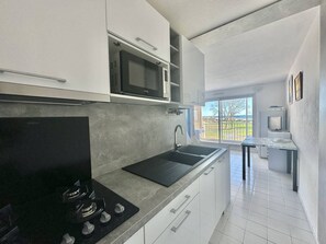 Fridge, cookware/dishes/utensils - CAP D'AGDE - Plage Richelieu / Réf 287 (CAP D'AGDE)