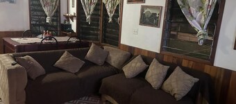 Adorable 2-bedroom house with AC in the small village of Esperanza