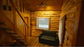 Classic Cabin, Mountain View | Interior