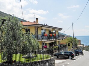 Exterior - Apartment Blue by Interhome (Albisano)