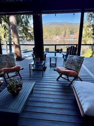 Lake Front Adorable Cabin Retreat With Yurt Tent on Twin Lakes ID