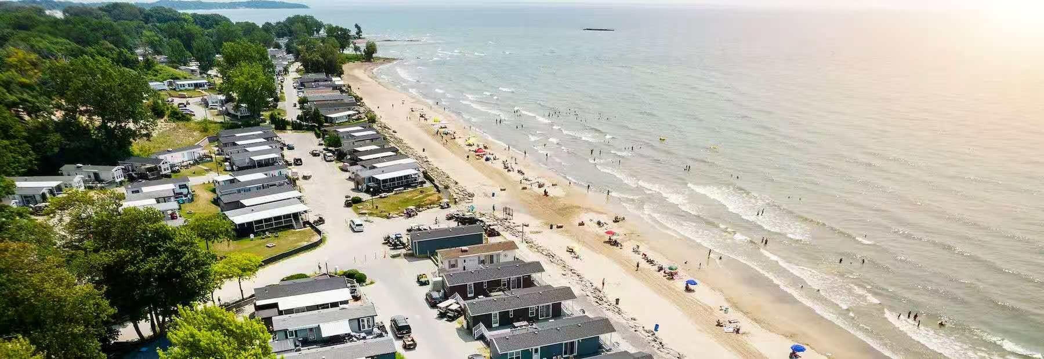 Comfort Mobile Home, 2 Bedrooms, Air conditioning, Lake View | Beach/ocean view