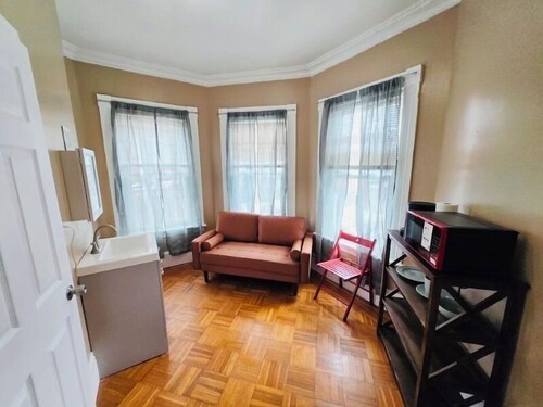 Nice room in Fed Hill, Downtown