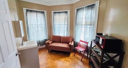 Nice room in Fed Hill, Downtown