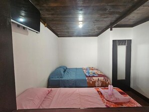 Triple Room - Hotel y restaurante pura vida (Antigua Guatemala)