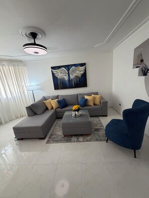 Living area - El Rinconcito de la Tranquilidad 3BR (Santiago de los Caballeros)