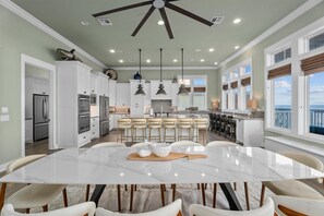 Dining - Beachfront Retreat Sleeps 30 with Swim Spa, Fire Pit and Putt-Putt (Bolivar Peninsula)