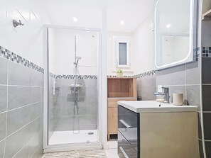 Towels - Résidence Les Sangliers by Interhome (Saint-Raphaël)